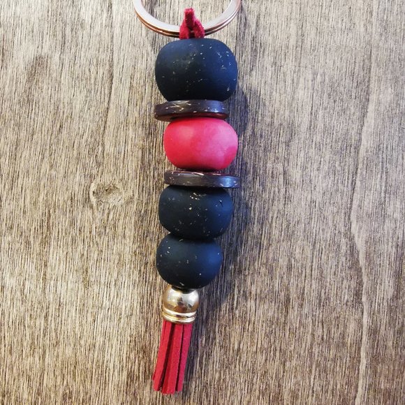 Handmade Red and Black Key chain - Picture 2 of 2